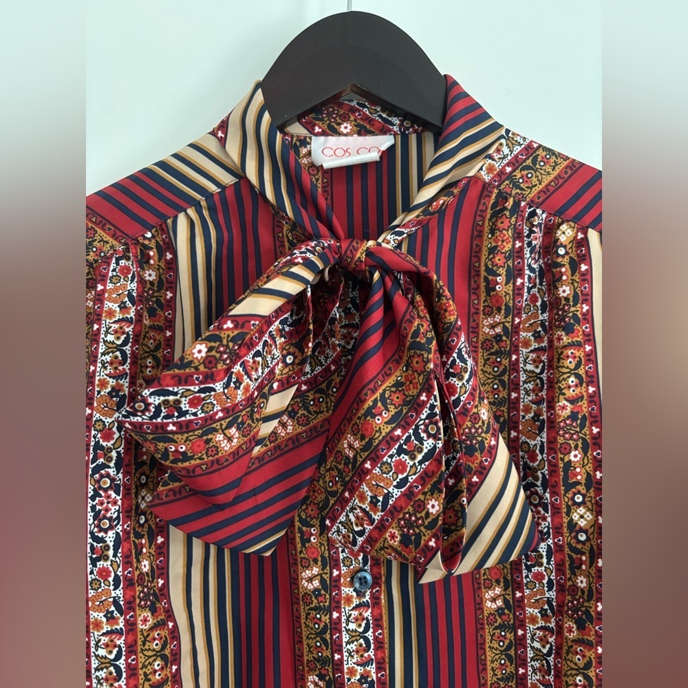 Vintage 70’s Blouse Ditsy Floral Stripes Tie Neck Pussybow Red Cream Navy S​​ - Picture 3 of 9